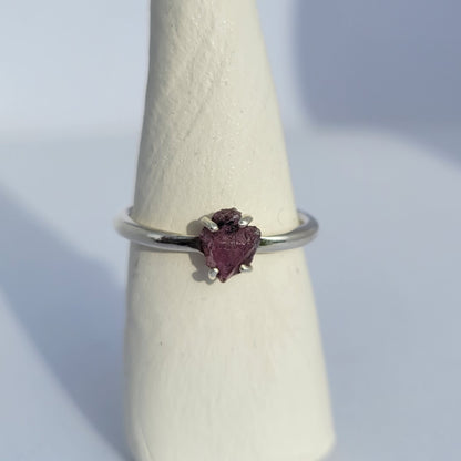 Pink Ruby Ring | Circular Stone